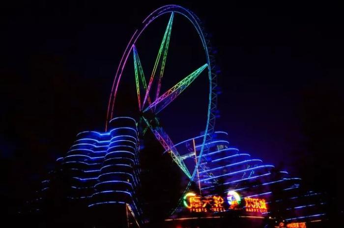 摩天輪夜景